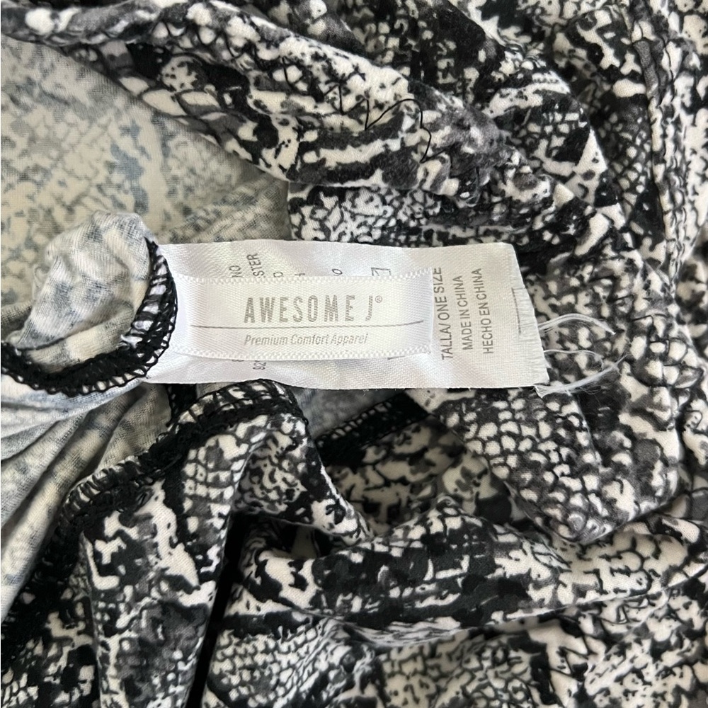 Python Print Leggings - Picture 3 of 4